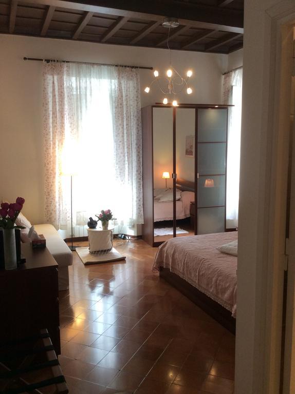 The New Cynthia Apartment Rom