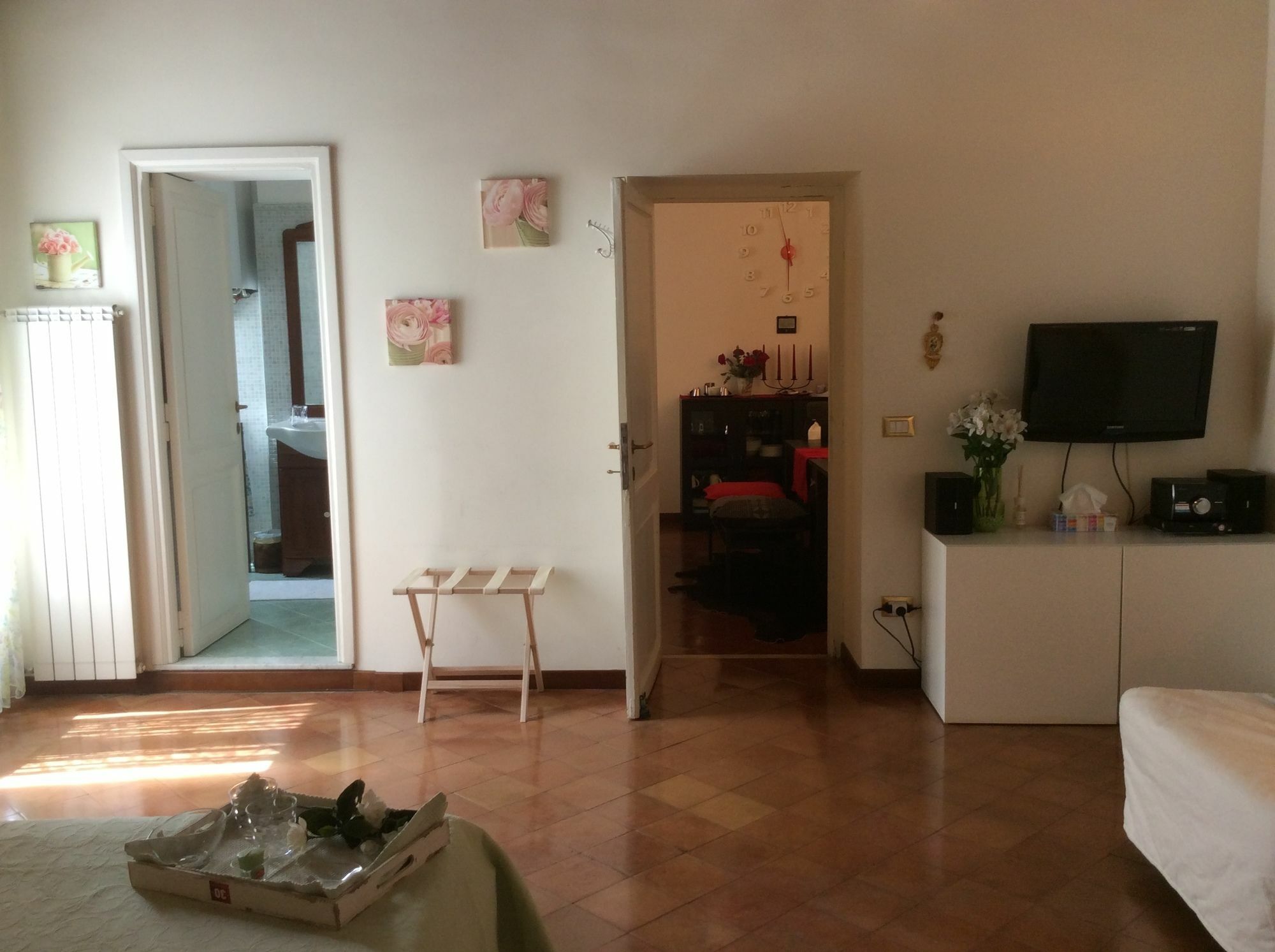 The New Cynthia Apartment Rom